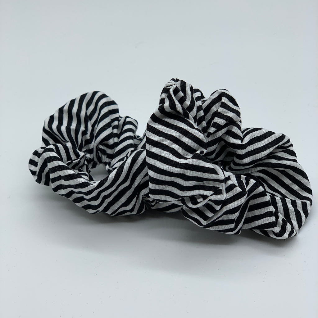 Black Stripe Scrunchie - Scrunchies - 90s Fashion Scrunchie