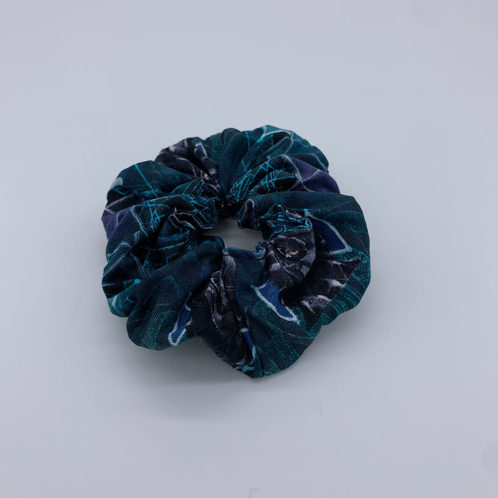 Black Panther Scrunchie - 90s Fashion Scrunchie